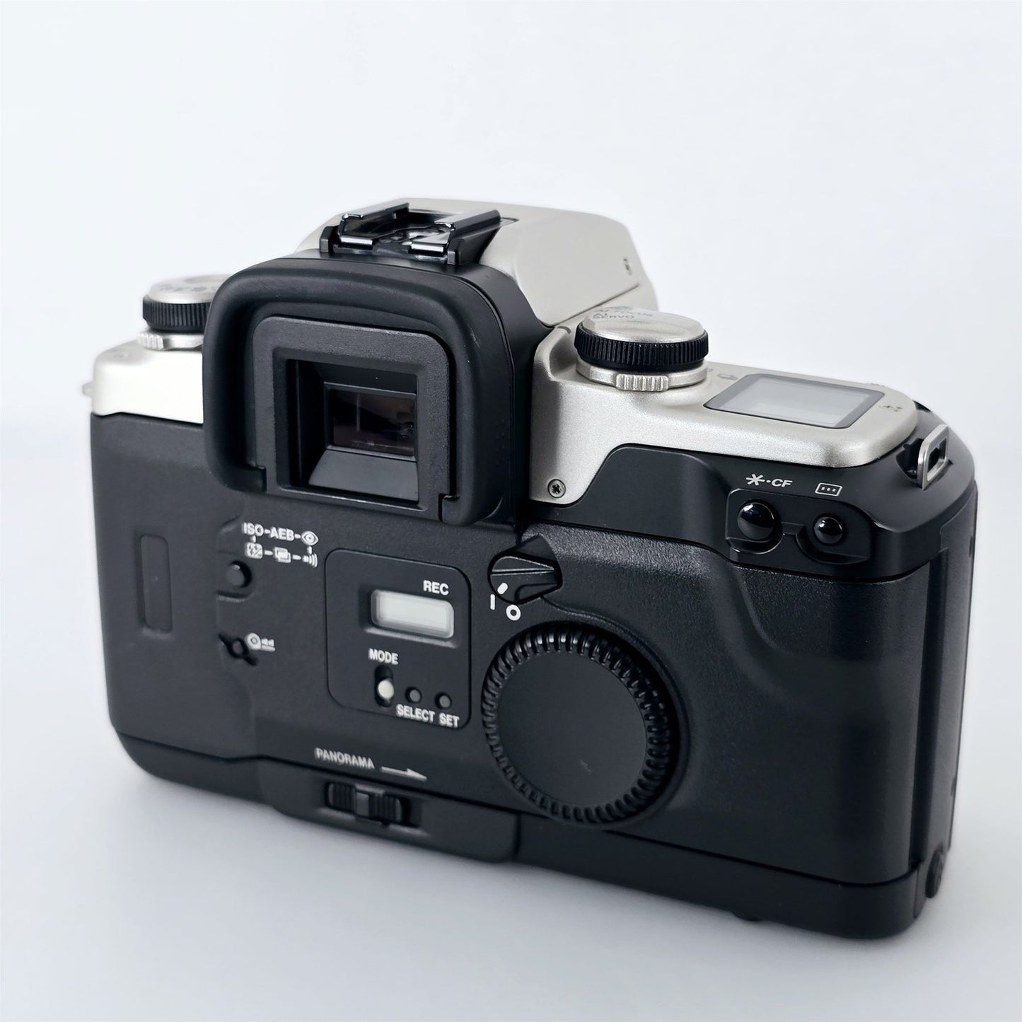[Pre-owned] Canon EOS 55 ELAN II Silver 35mm AF SLR Film Camera Body — Mint — Japan #5350