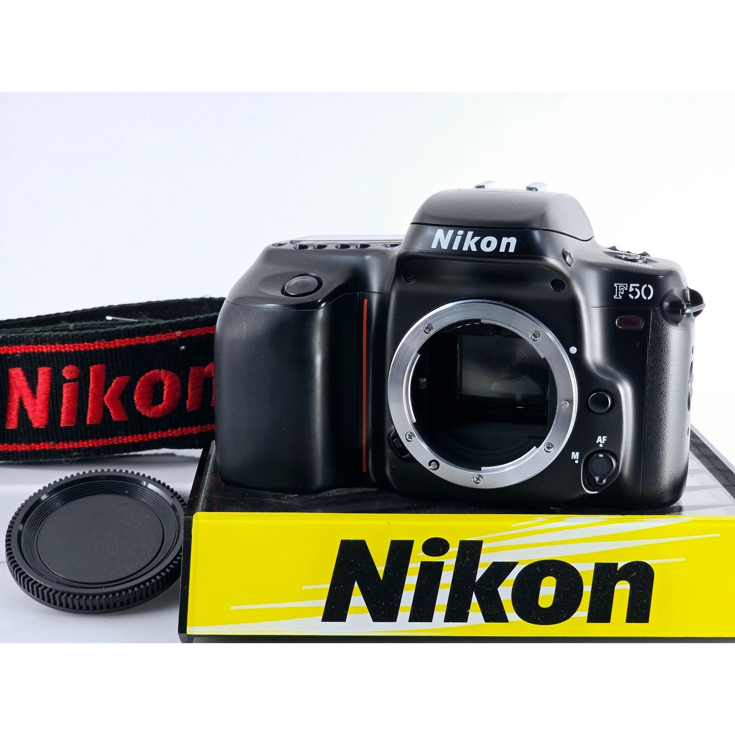 [Pre-owned] Nikon F50 Panorama SLR 35mm Film Camera (Body Only) — Near MINT+++ — Japan #3846