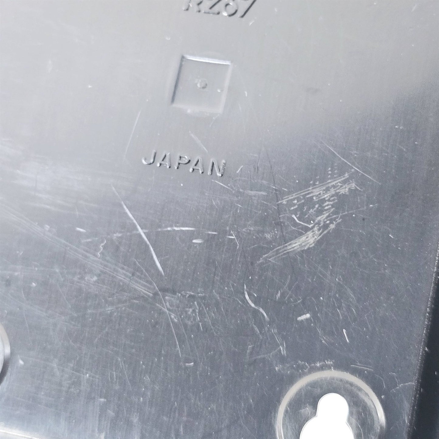 [Pre-owned] Mamiya RZ67 Rear Body Cap Cover for RZ67 Pro II — Excellent+++++ — Japan #5278