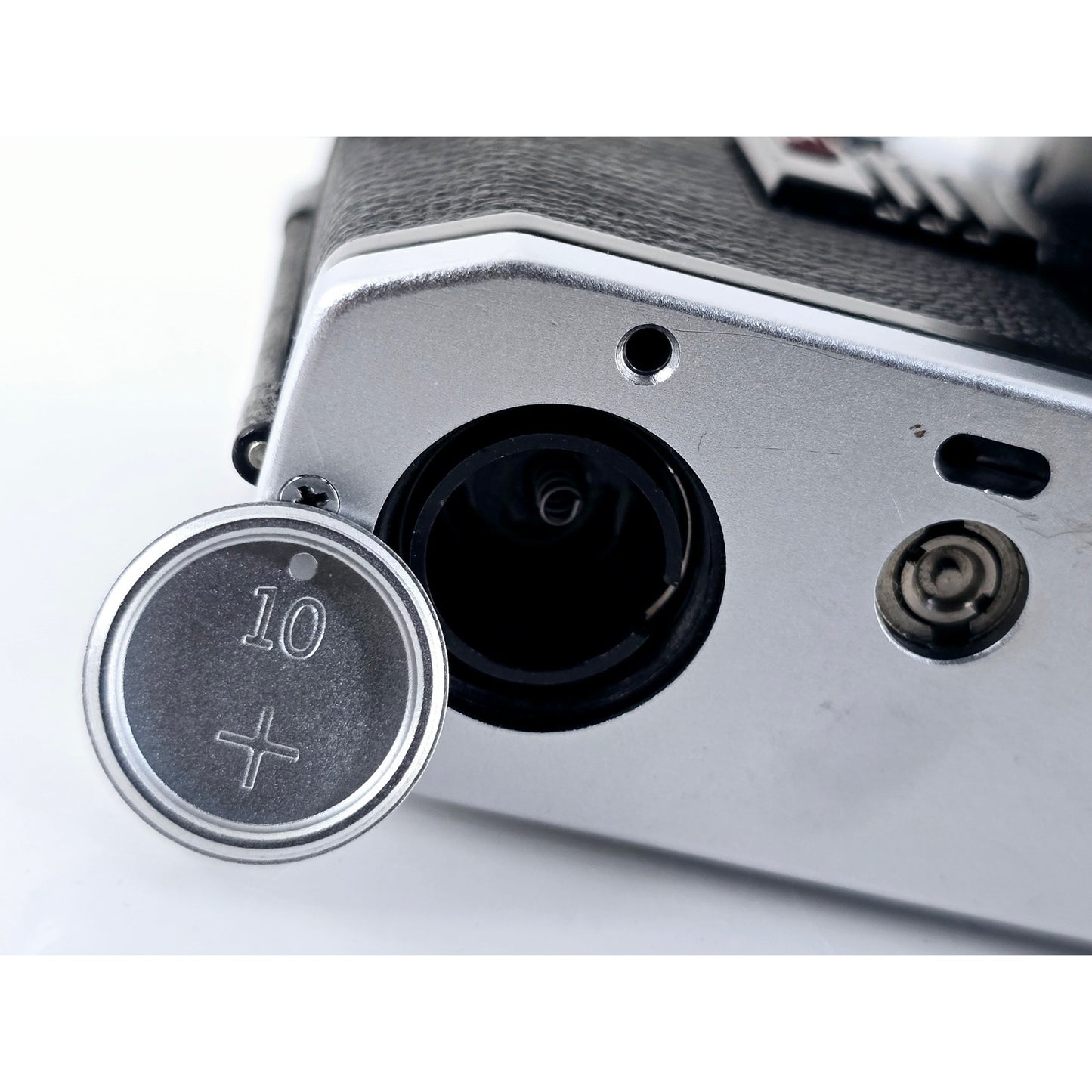 [Pre-owned] Olympus OM10 35mm Film Camera Body — Near MINT — Japan #4081