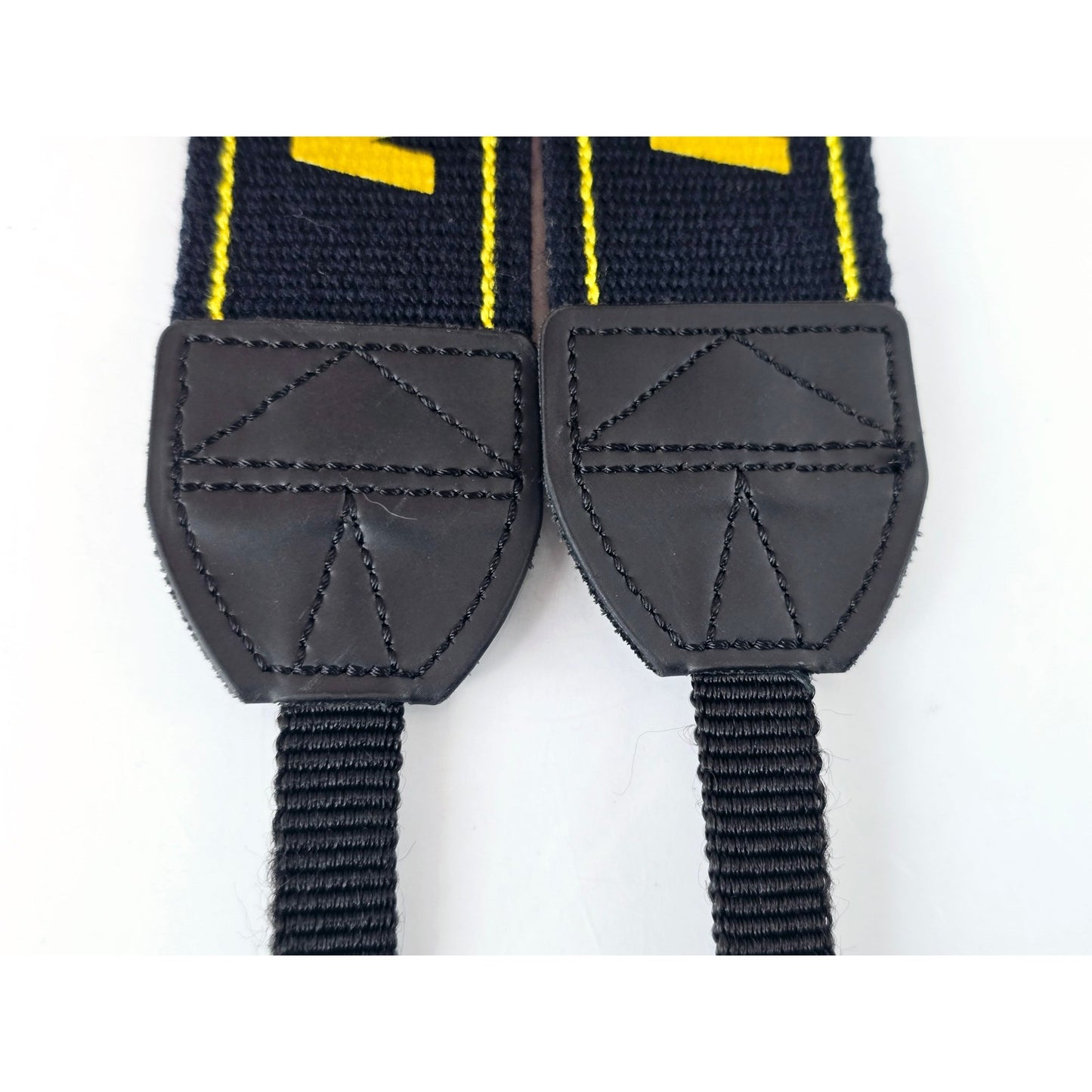 [Pre-owned] Nikon D200 Genuine DSLR Camera Neck Strap 1.5in (3.8cm) — MINT — Japan #3009