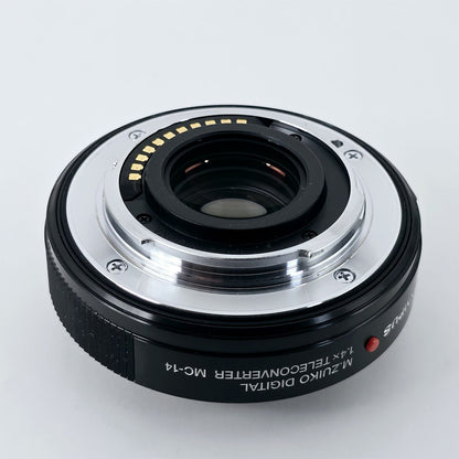 [Pre-owned] Olympus MC-14 1.4x Teleconverter for M.Zuiko Digital Lens — Mint — Japan #5554