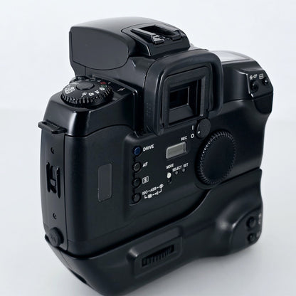 [Pre-owned] Canon EOS 5 QD (A2 / A2E) 35mm Film Camera w/ VG10 Grip — Mint — Japan #5759