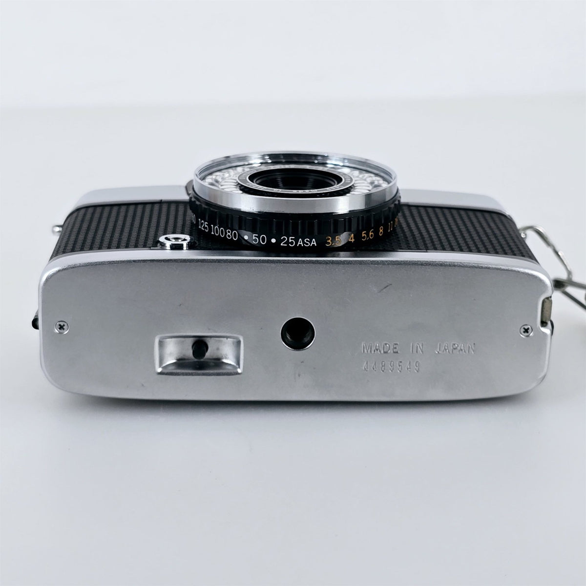 [Pre-owned] Olympus PEN EE-3 35mm Half Frame Film Camera — Near Mint+++ — Japan #5798