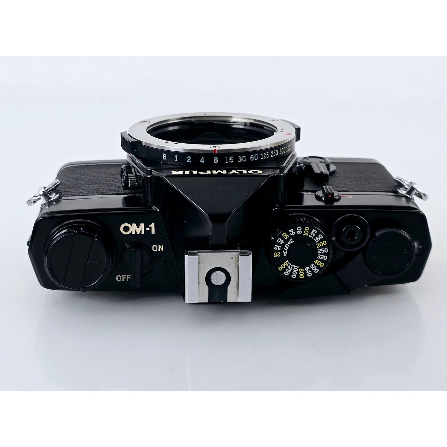 [Pre-owned] Olympus OM-1 MD Black 35mm Film SLR Camera Body — Near MINT — Japan #2870