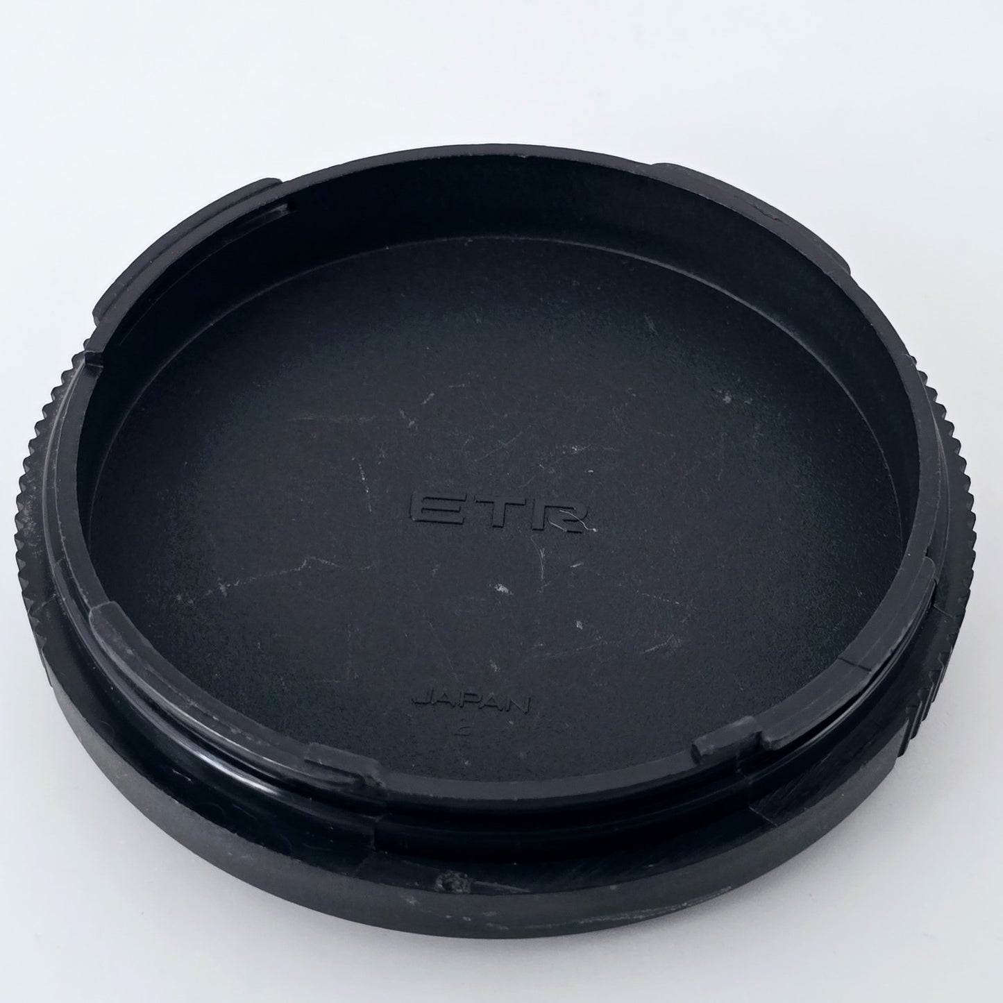 [Pre-owned] Zenza Bronica ETR Front Body Cap Genuine — Near MINT — Japan #1860