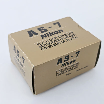 [Pre-owned] Nikon AS-7 Flash Strobe Coupler Adapter for F3 — Top Mint — Japan #5357