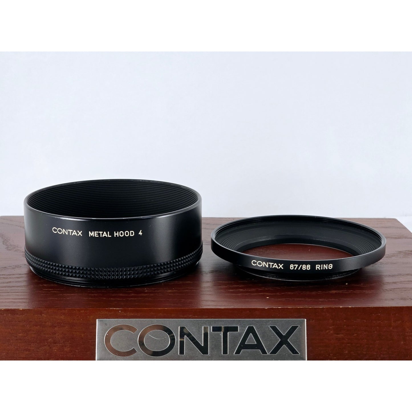[Pre-owned] Contax Metal Lens Hood 4 with 67/86 Adapter Ring Set — MINT — Japan #4229