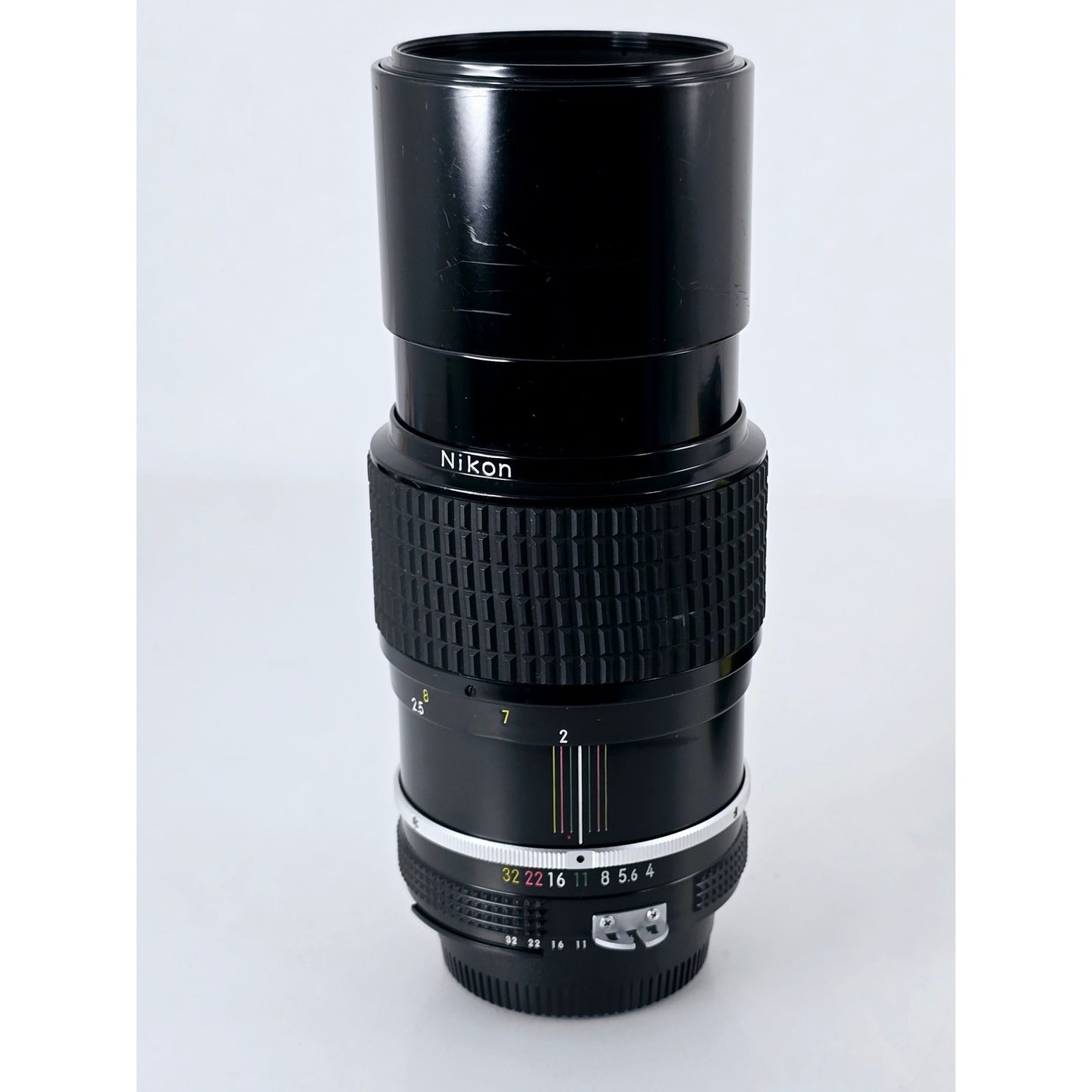 [Pre-owned] Nikon Ai Nikkor 200mm F4 MF Telephoto Lens — Near MINT — Japan #3199