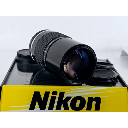 [Pre-owned] Nikon Ai-s Nikkor 200mm F4 Telephoto MF Lens — Near MINT — Japan #4317