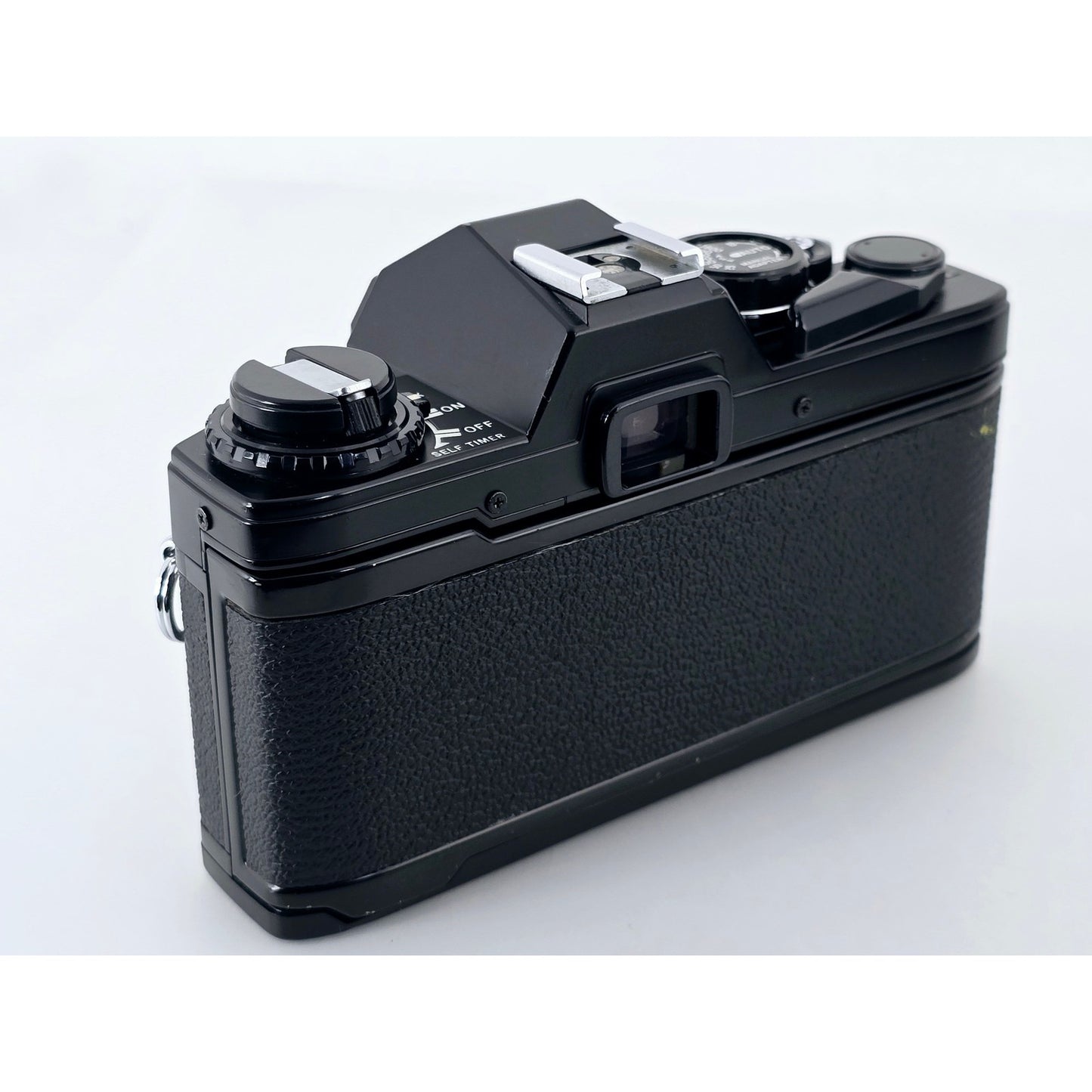 [Pre-owned] Olympus OM10 SLR 35mm Film Camera (Body Only) — Near MINT — Japan #5162