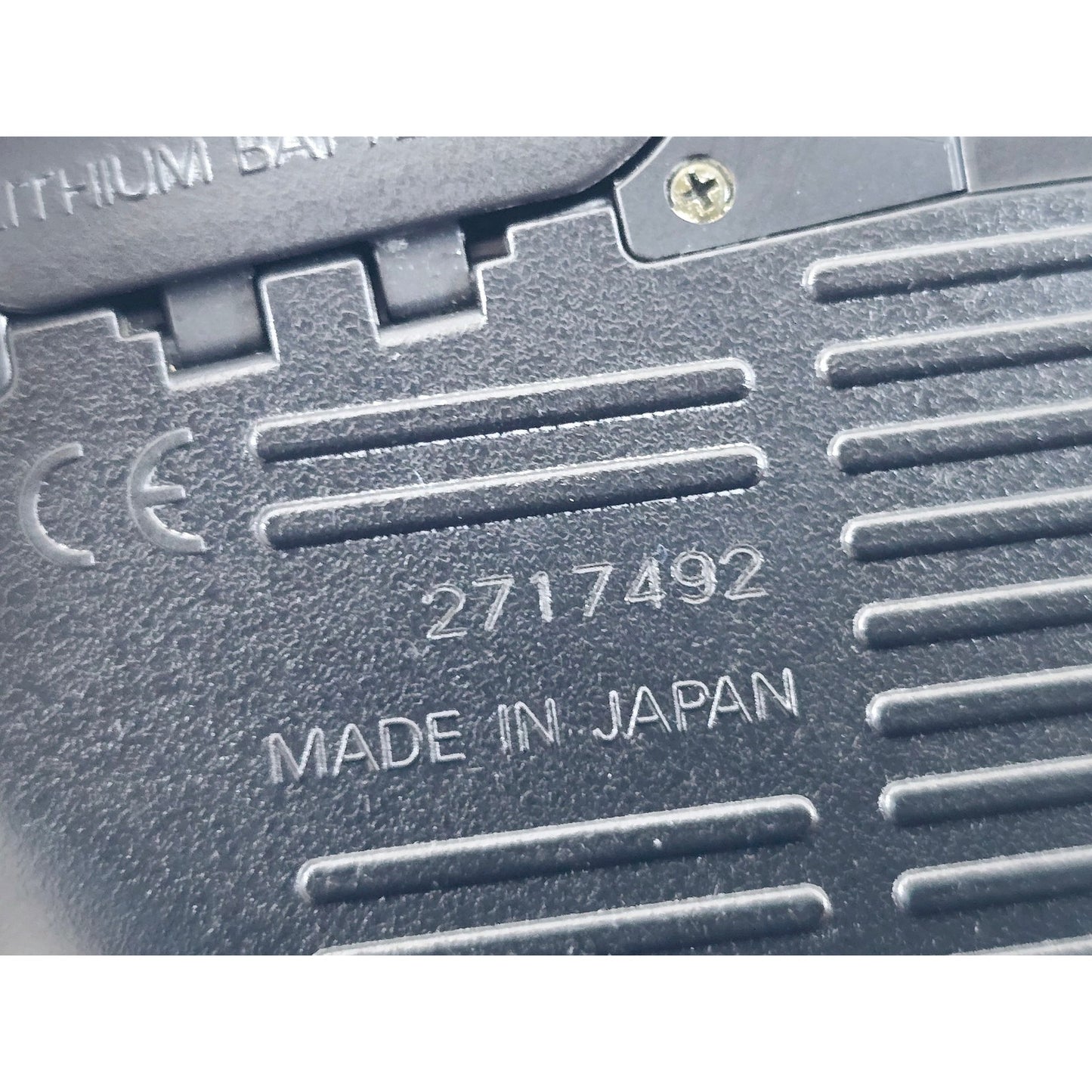 [Pre-owned] Nikon F50 Panorama SLR 35mm Film Camera (Body Only) — Near MINT+++ — Japan #3738