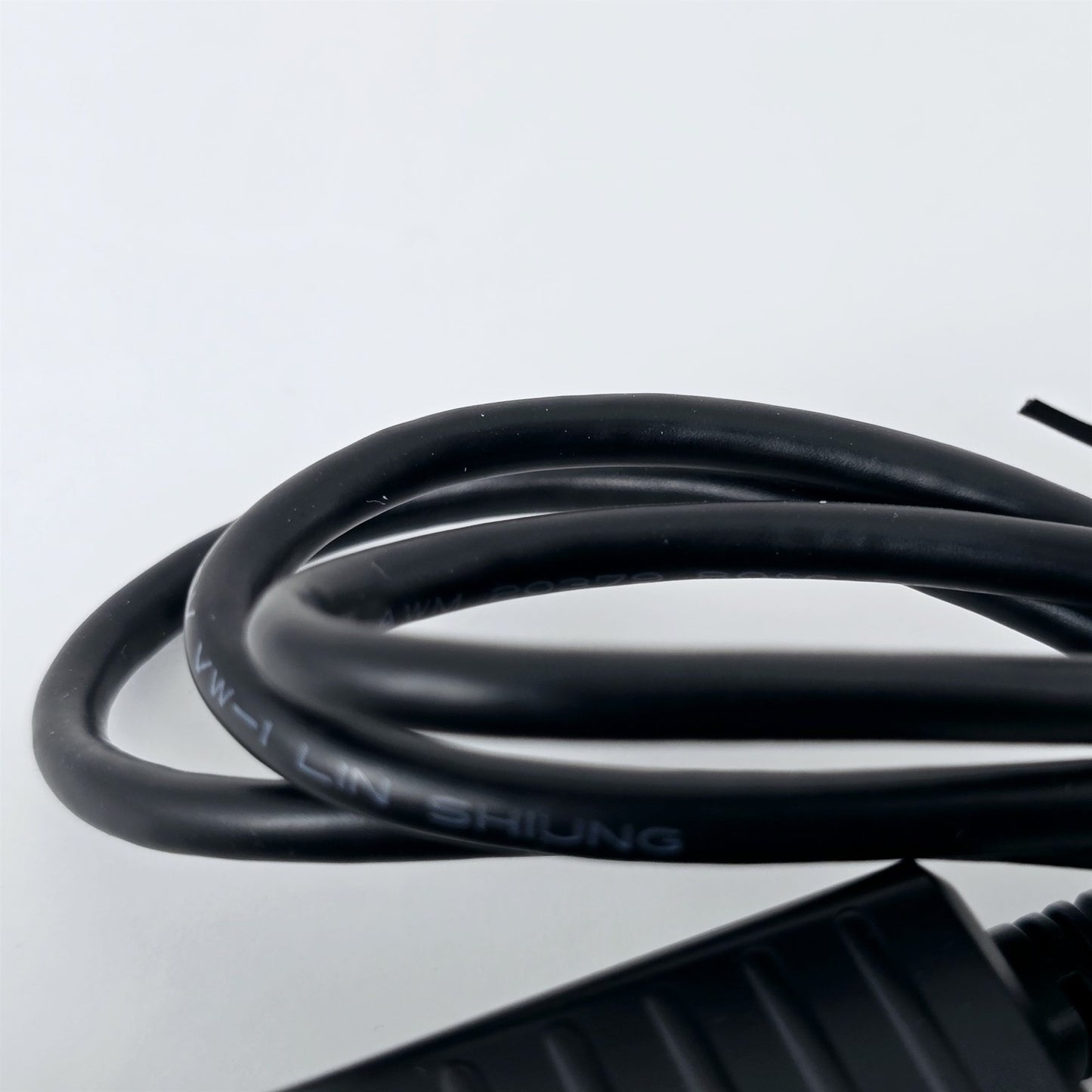 [Pre-owned] Nikon MC-30A Remote Shutter Release Cable for Z8 Z9 D5 D6 — Top Mint — Japan #5388