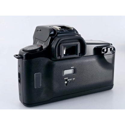 [Pre-owned] Canon EOS 1000 QD 35mm Film Camera Body — MINT — Japan #3722