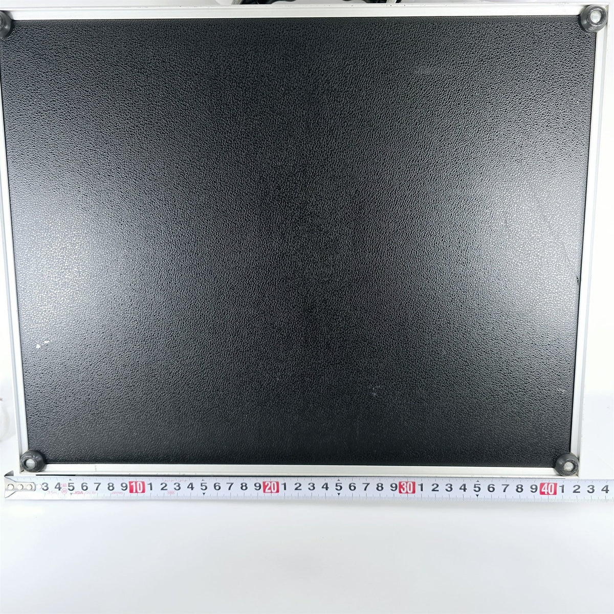 [Pre-owned] Hasselblad Hard Camera Storage Case (Medium, No Key) — Near Mint — Japan #5502