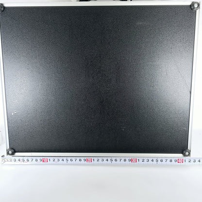 [Pre-owned] Hasselblad Hard Camera Storage Case (Medium, No Key) — Near Mint — Japan #5502