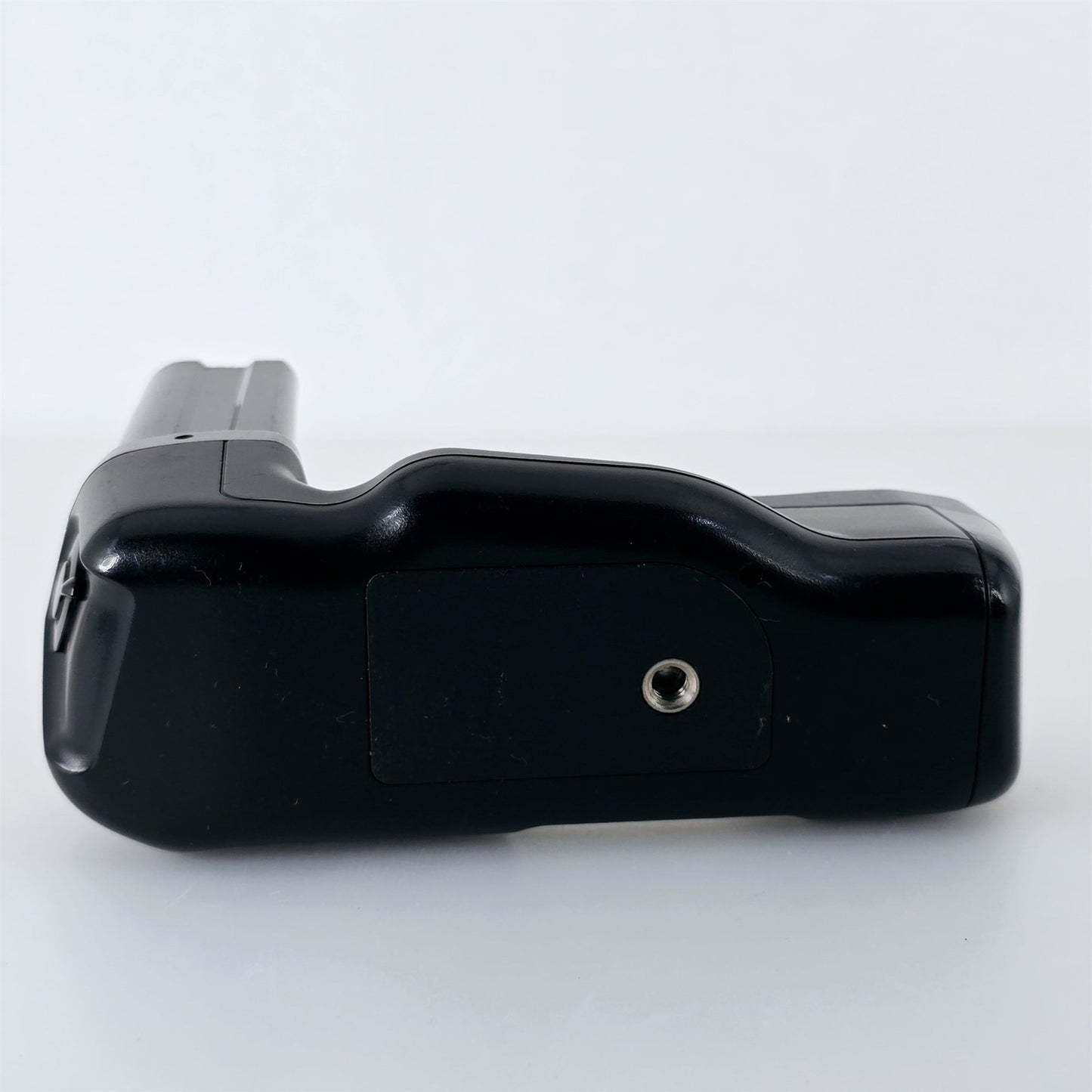 [Pre-owned] Genuine Nikon MB-10 Battery Grip for N90 N90s F90 F90s — Near Mint — Japan #5408