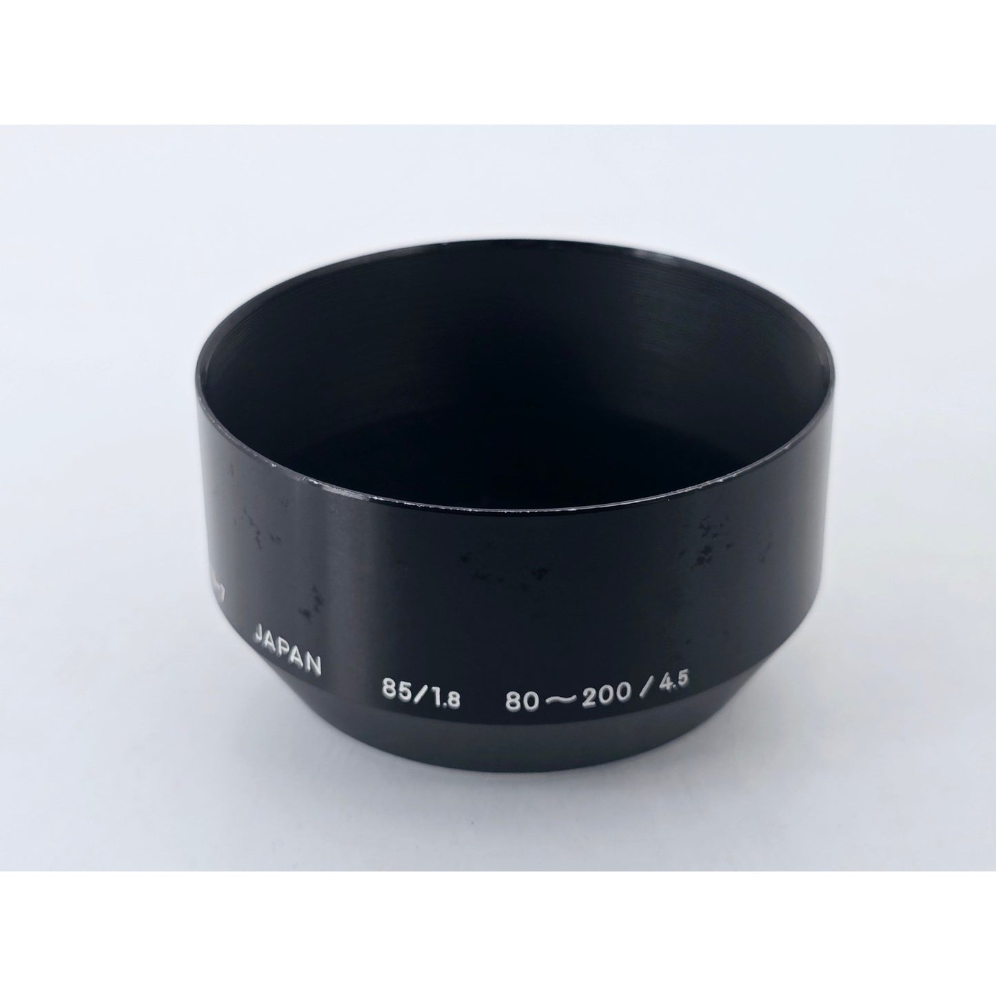 [Pre-owned] Nikon HN-7 Metal Lens Hood for 85mm f/1.8 & 80-200mm f/4.5 — Near MINT — Japan #4453