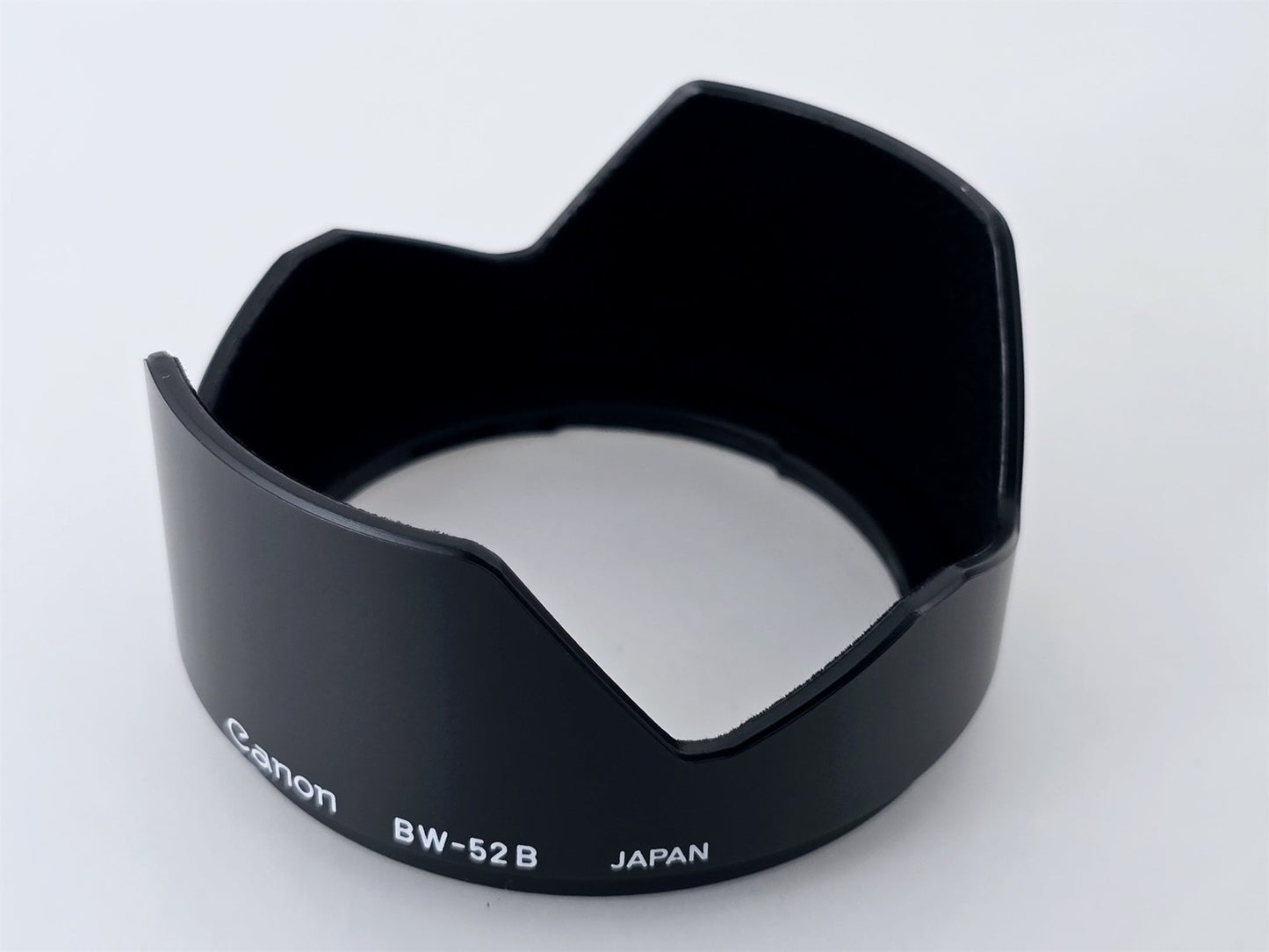 [Pre-owned] Canon BW-52B Lens Hood for EF 28mm f/2 & EF 28mm f/2.8 — Unused — Japan #5259