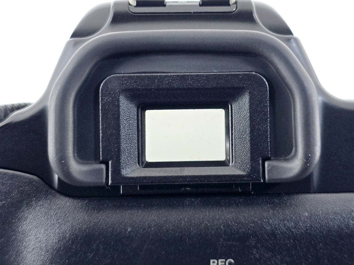 [Pre-owned] Canon EOS 1000 QD-P AF SLR 35mm Film Camera Body Only — Mint — Japan #3697