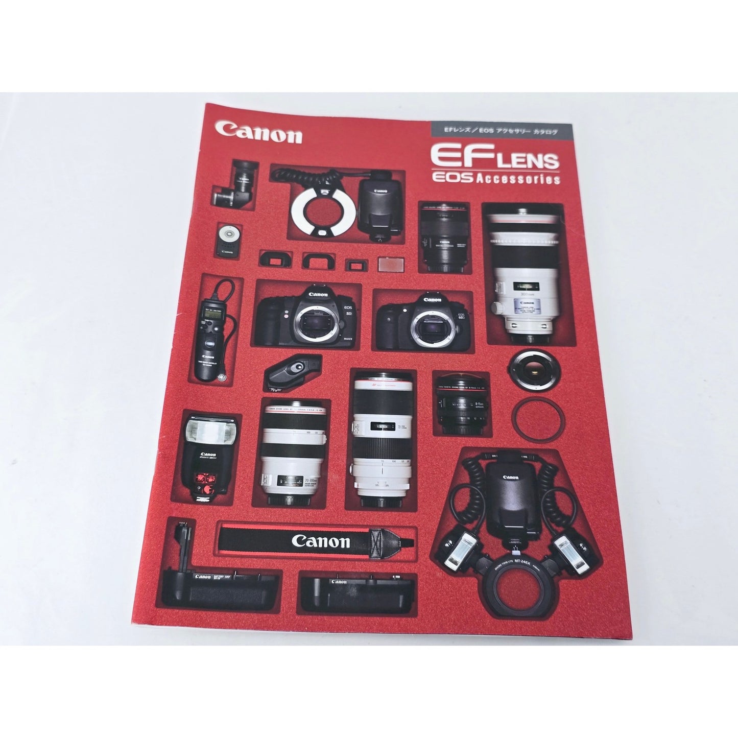 [Pre-owned] Canon EF Lens EOS Accessories Catalog 2012/11 — MINT — Japan #4555