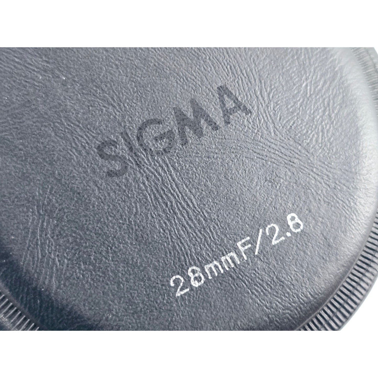 [Pre-owned] Sigma Hard Lens Case for 28mm F2.8 — Near MINT — Japan #4644
