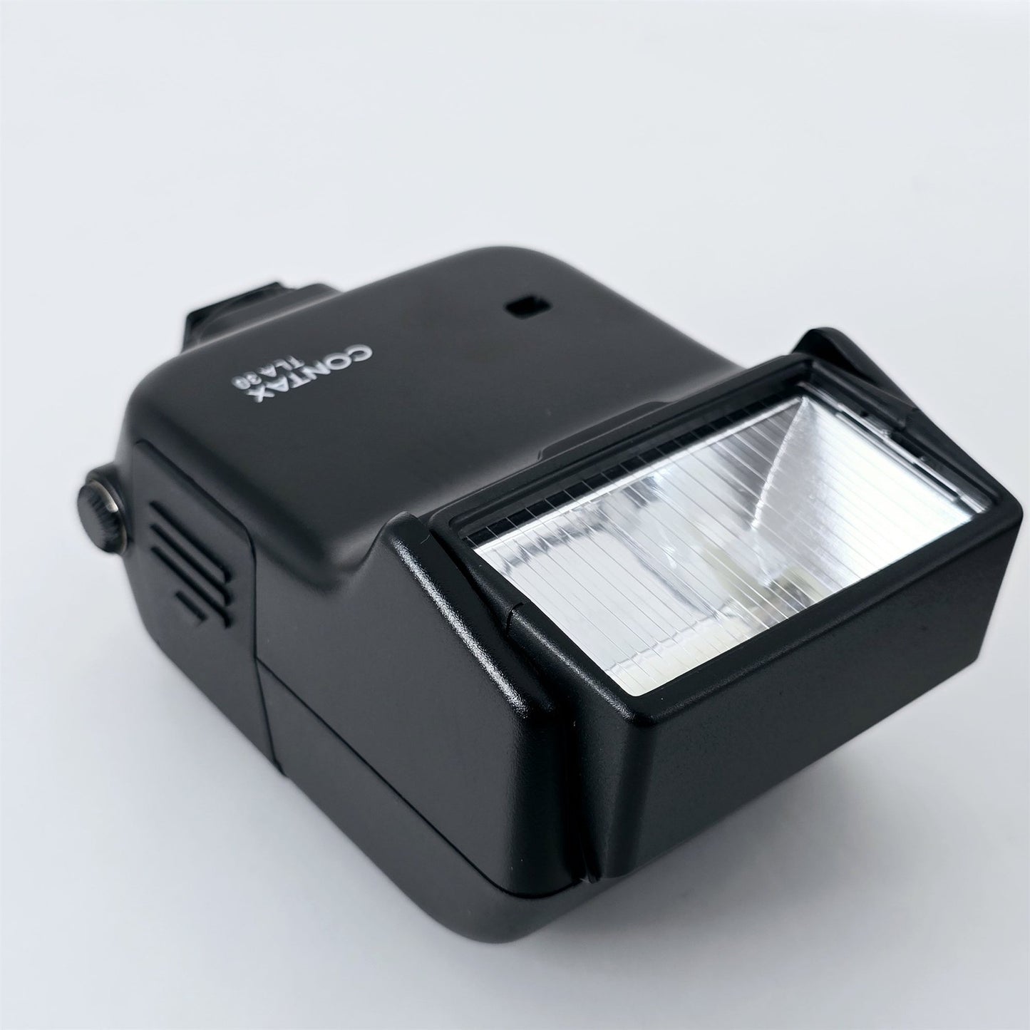 [Pre-owned] Contax TLA30 Shoe Mount Flash for G1 G2 139 169 RTS III — Mint — Japan #5430