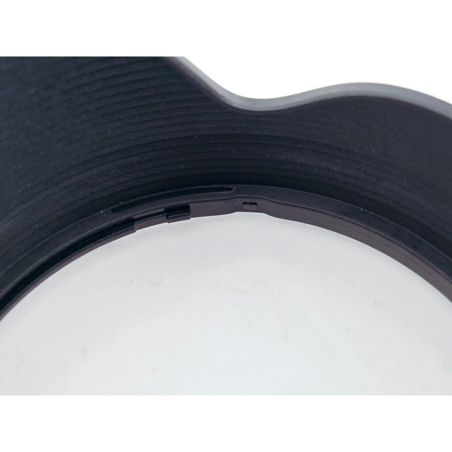 [Pre-owned] Sigma LH706-01 67mm Lens Hood for 28-70mm F2.8 DG DN — Top MINT — Japan #2968