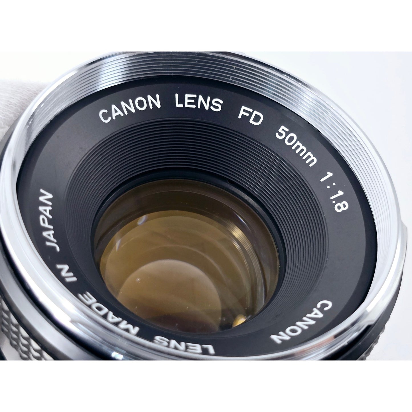 [Pre-owned] Canon FD 50mm f/1.8 MF Standard Lens — Near MINT — Japan #2843
