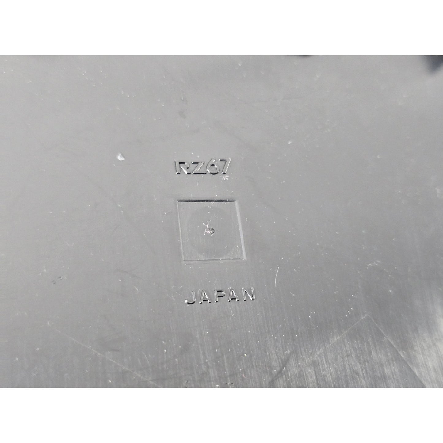 [Pre-owned] Mamiya RZ67 Rear Cap Film Magazine Cover — Near MINT — Japan #2984