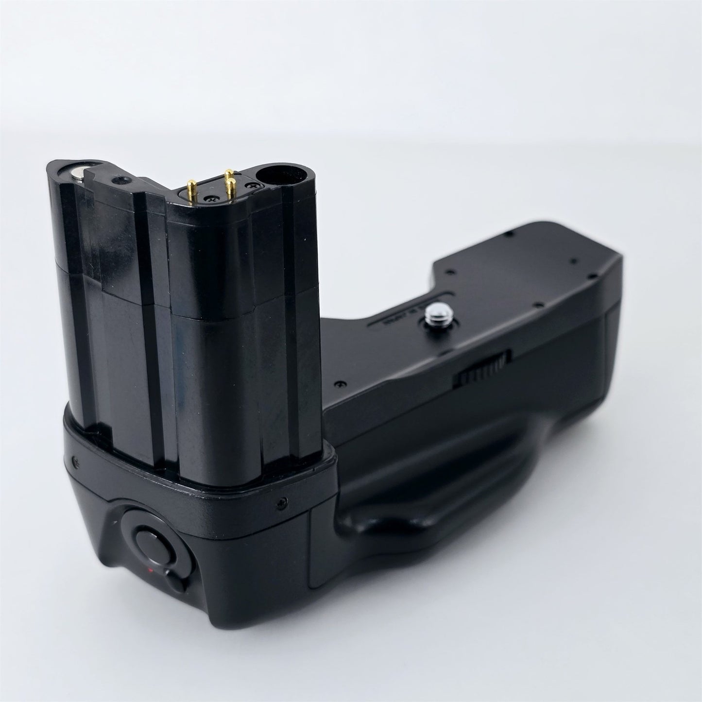 [Pre-owned] Nikon MB-10 Multi Power Vertical Battery Grip for F90 F90X N90 — Mint — Japan #5501