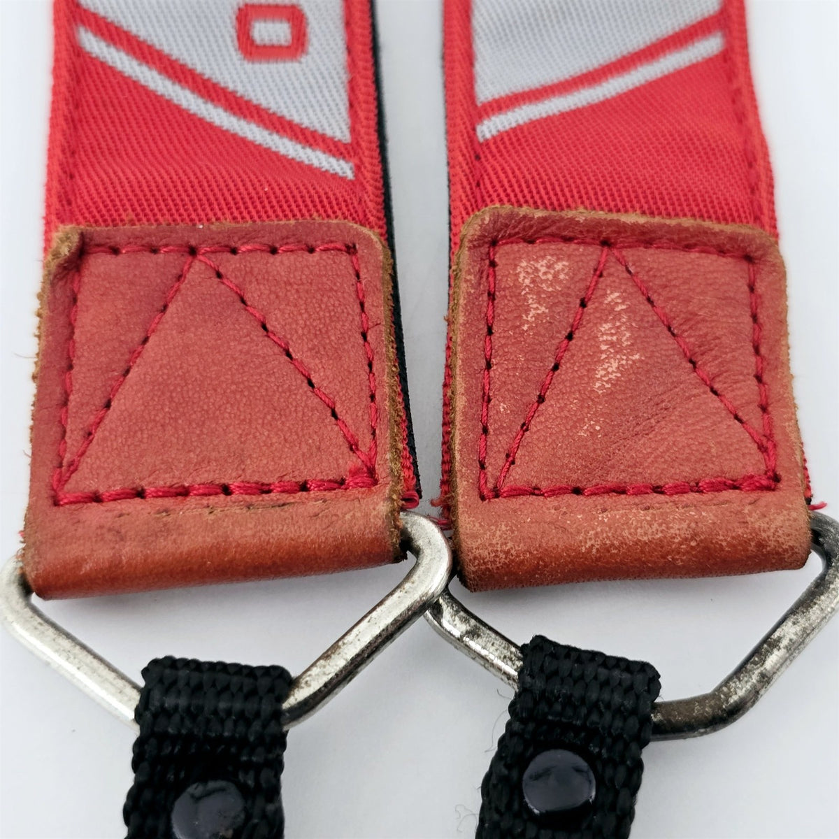 [Pre-owned] Genuine Canon T70 Camera Shoulder Neck Strap for SLR — Near Mint — Japan #5709