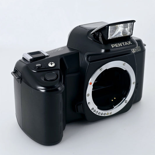 [Pre-owned] Pentax Z-10 35mm Film SLR Camera Body — Mint — Japan #5511