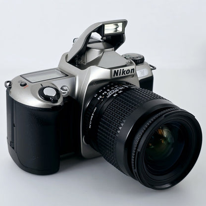 [Pre-owned] Nikon U (F65 / N65) 35mm Film Camera with AF 28-80mm f/3.3-5.6D — Near Mint+++ — Japan #5622