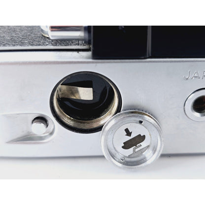 [Pre-owned] Minolta SRT Super Silver SLR 35mm Film Camera (Body Only) — Near MINT — Japan #2461