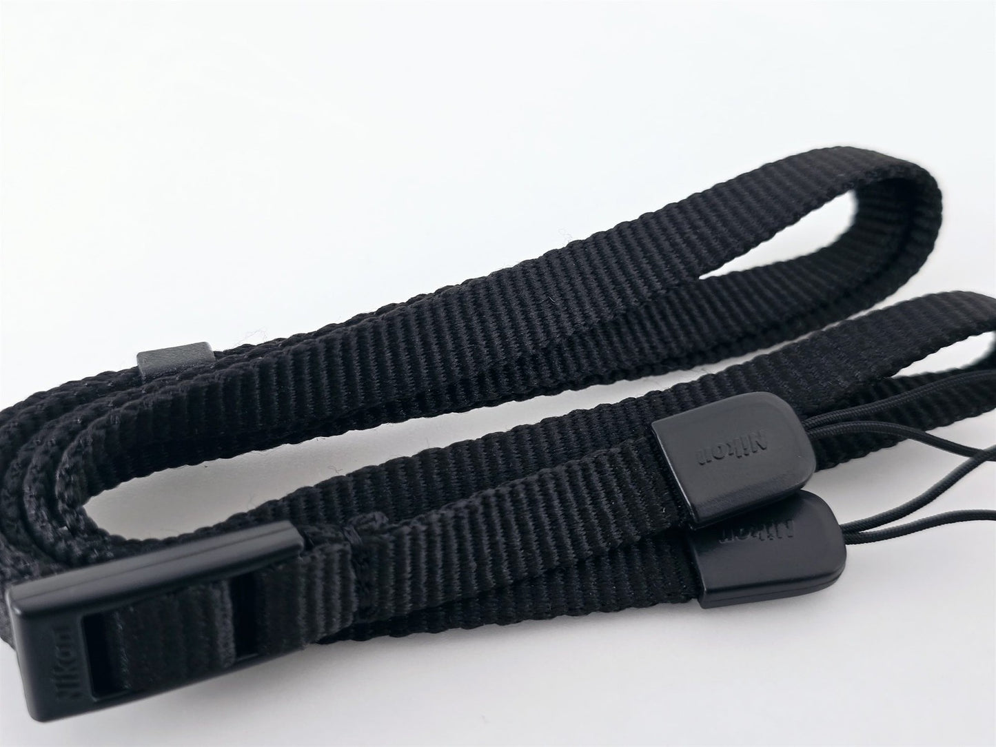 [Pre-owned] Genuine Nikon AN-CP23 Camera Strap — Unused — Japan #5227
