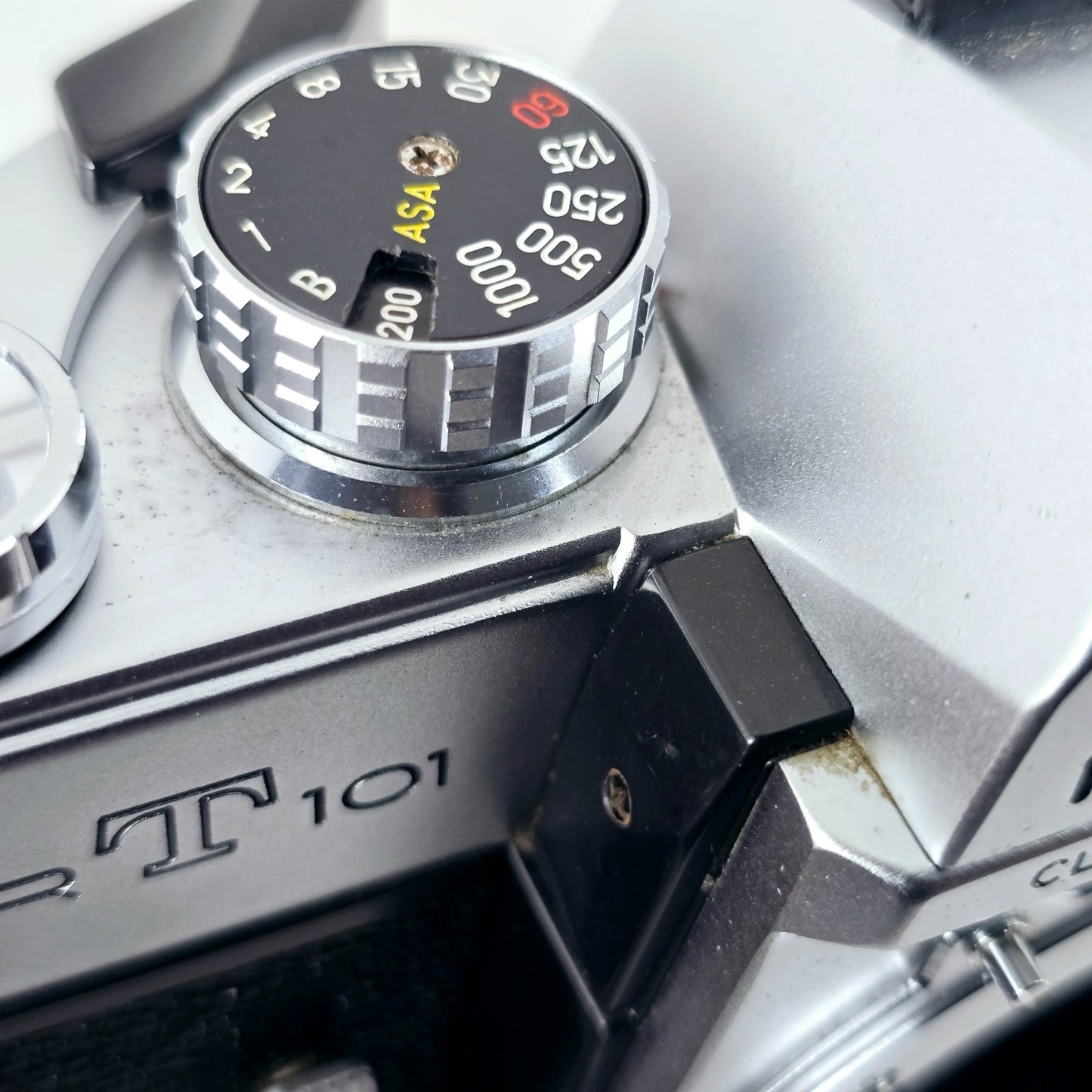 [Pre-owned] Minolta SRT 101 SLR 35mm Film Camera Body — Near MINT+++ — Japan #1569
