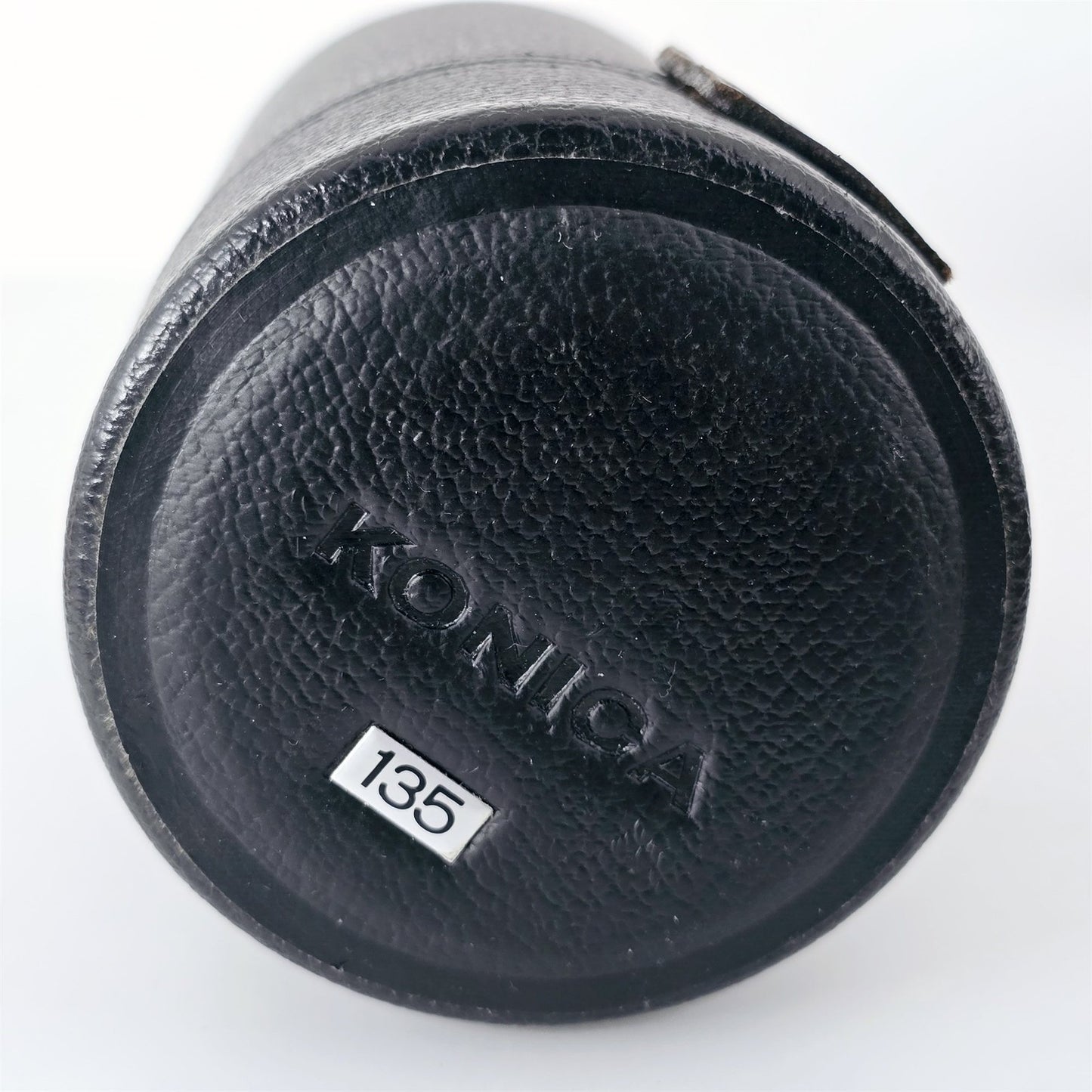 [Pre-owned] Konica Hard Lens Case for 28mm 135mm Lens — Near MINT — Japan #5266