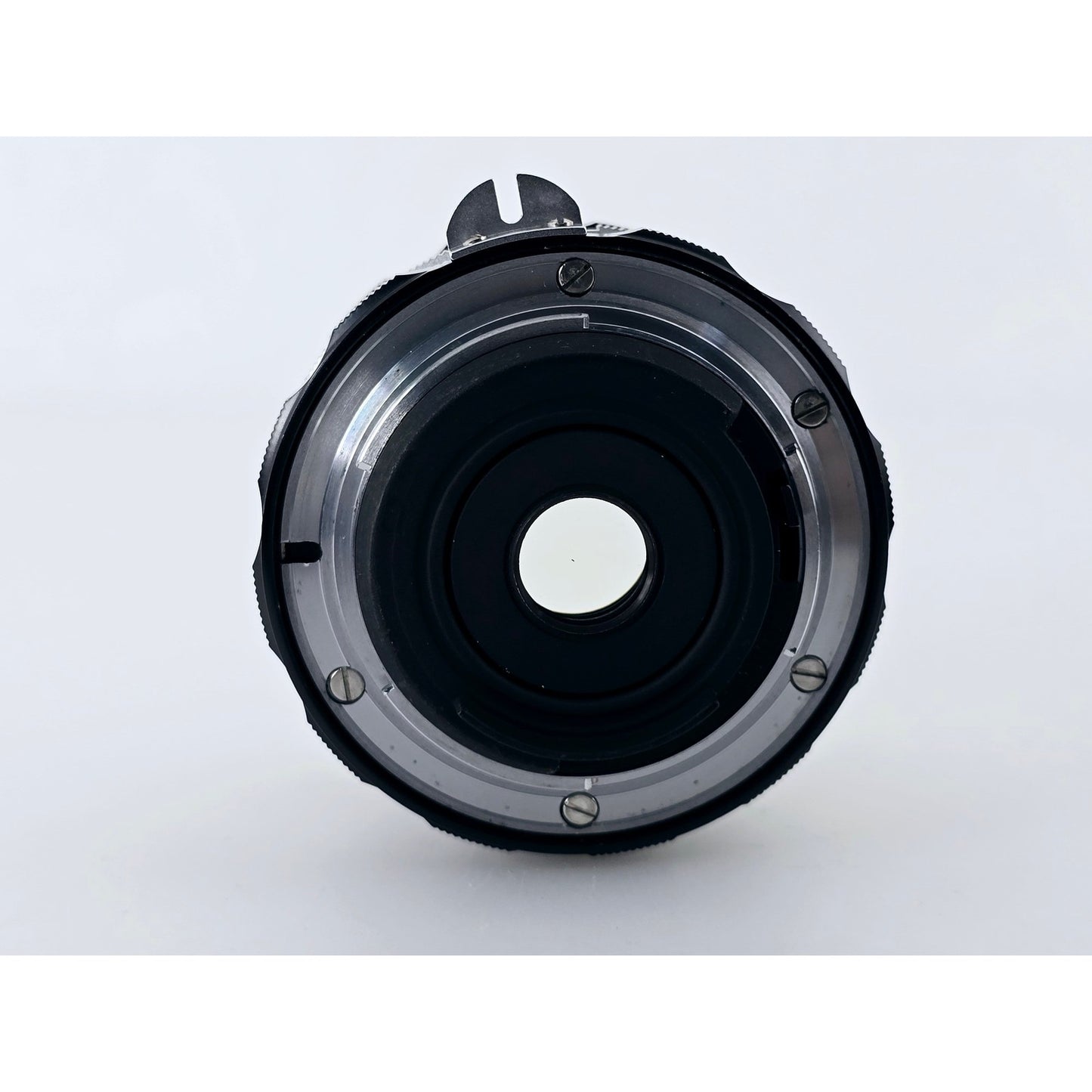 [Pre-owned] Nikon Non-Ai Nikkor-H Auto 28mm F3.5 Wide Angle MF Lens — Near MINT — Japan #4819