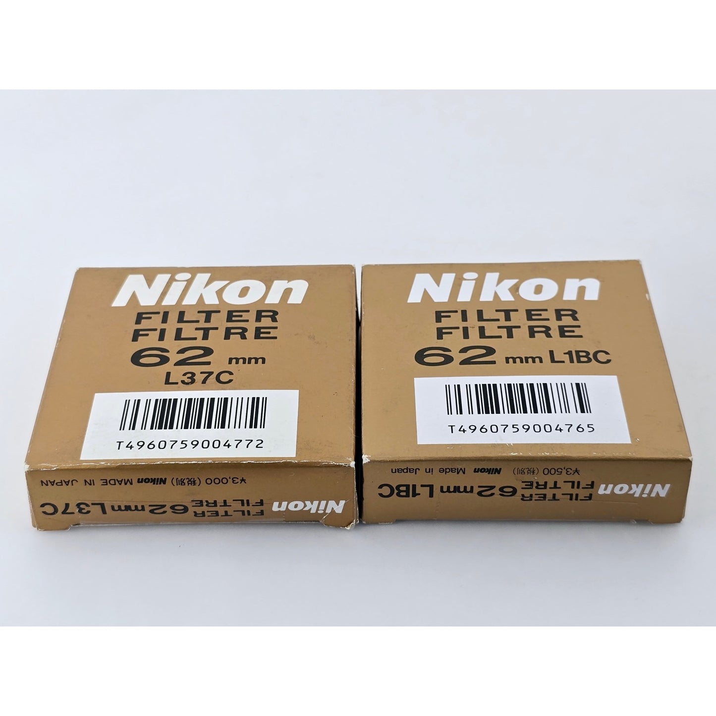 [Pre-owned] Nikon L37C L1BC 62mm Lens Filter (Set of 2) — Near MINT — Japan #5005