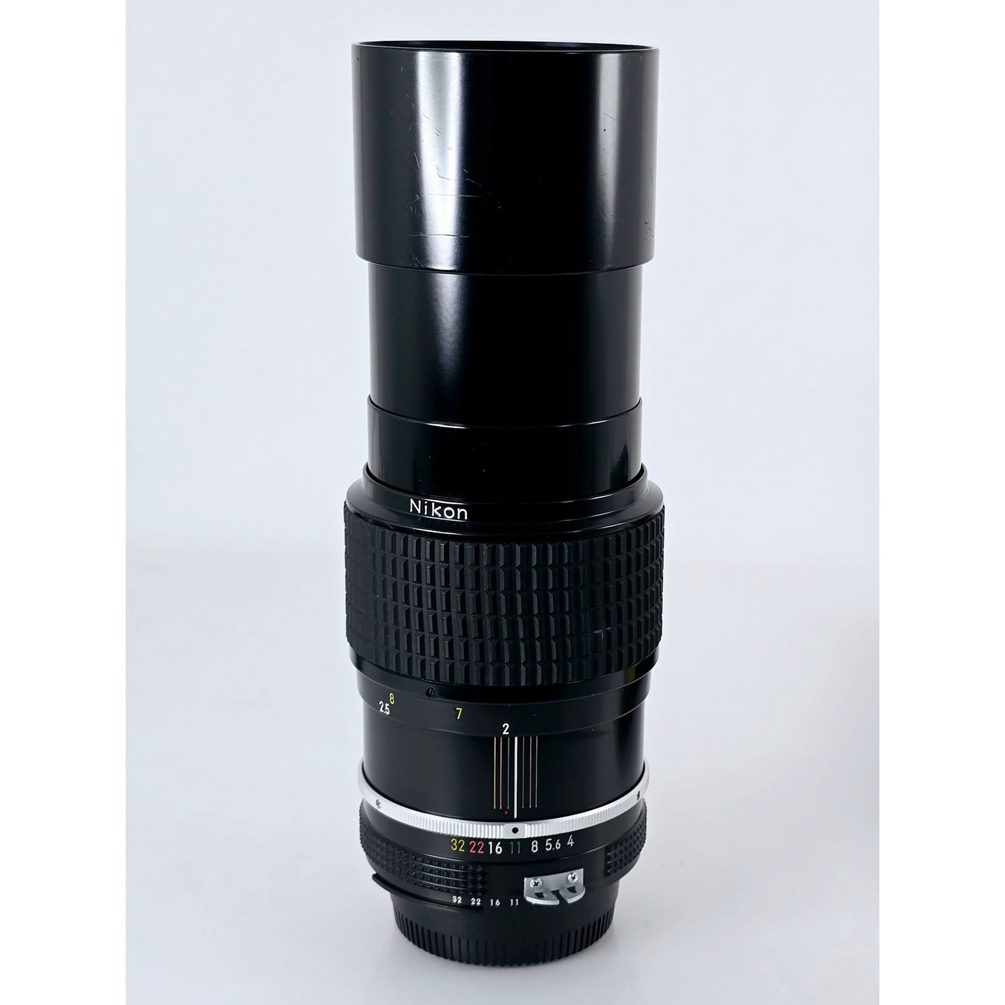 [Pre-owned] Nikon Ai Nikkor 200mm F4 MF Telephoto Lens — Near MINT — Japan #3199