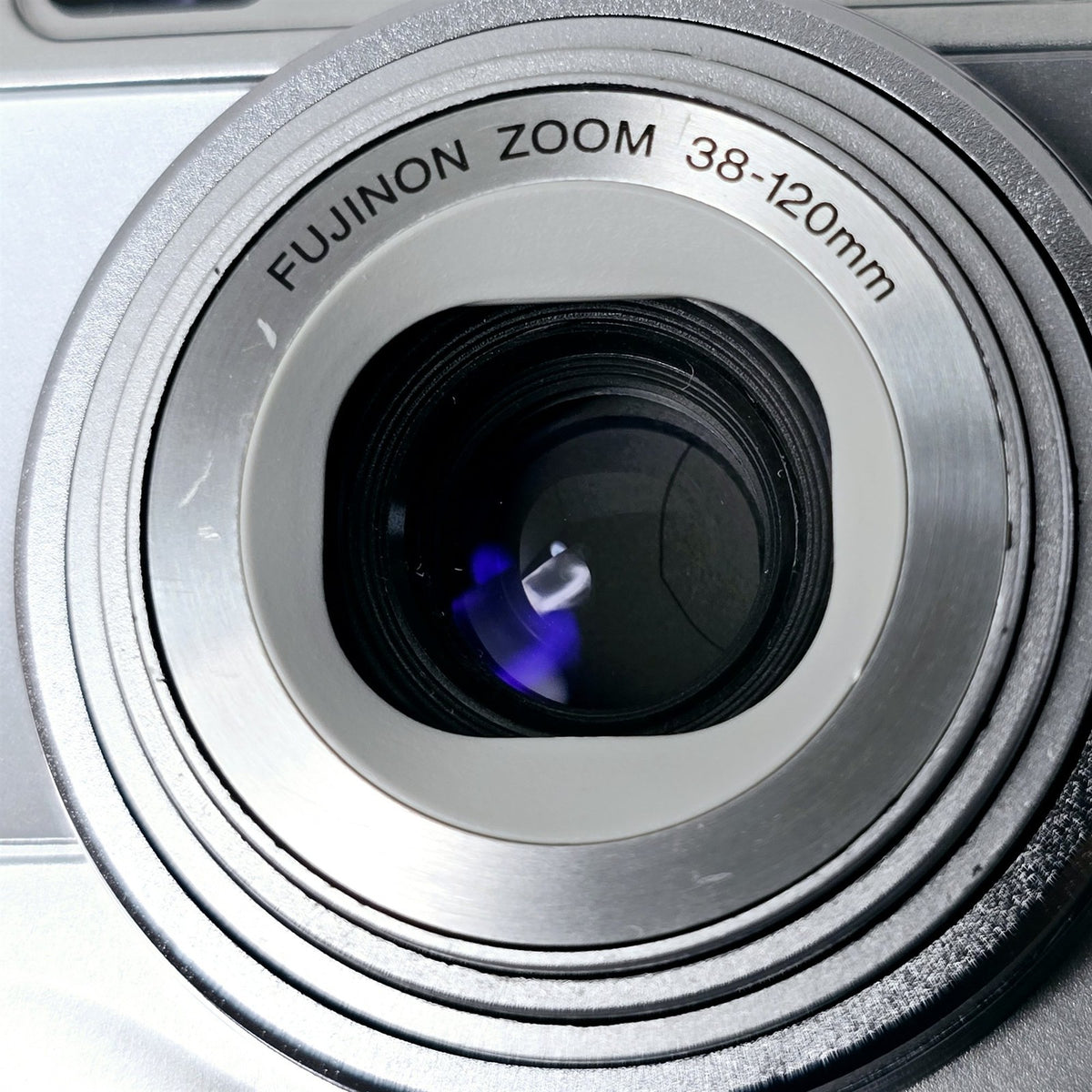 [Pre-owned] Fujifilm Zoom Date 120V Point & Shoot 35mm Film Camera — Mint — Japan #5821