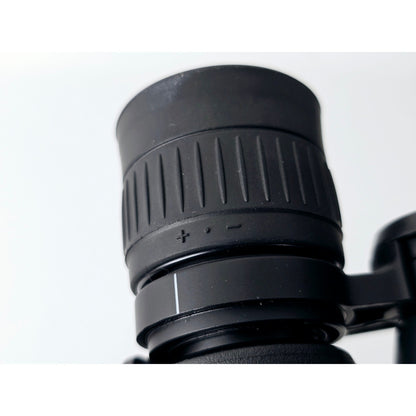 [Pre-owned] Nikon Aculon A211 8-18x42 Porro Prism Zoom Binocular w/ Case — MINT — Japan #2770