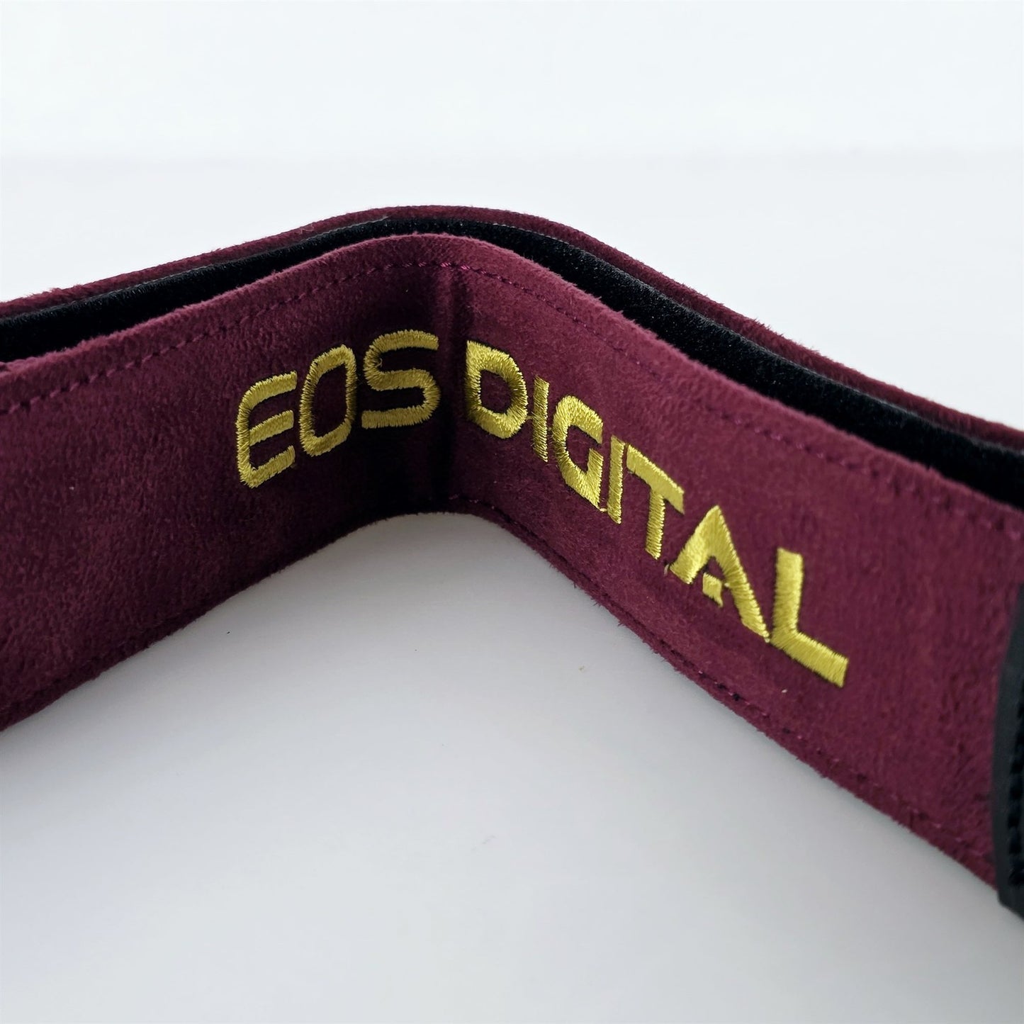 [Pre-owned] Canon Professional Gold Embroidered Logo Neck Strap for EOS Digital — Unused — Japan #5443