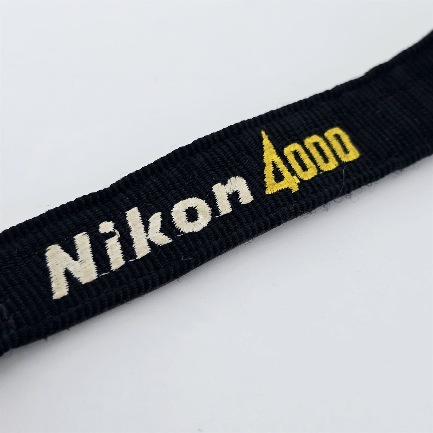 [Pre-owned] Nikon Camera Neck Strap (Model 4000) — Near Mint — Japan #5263