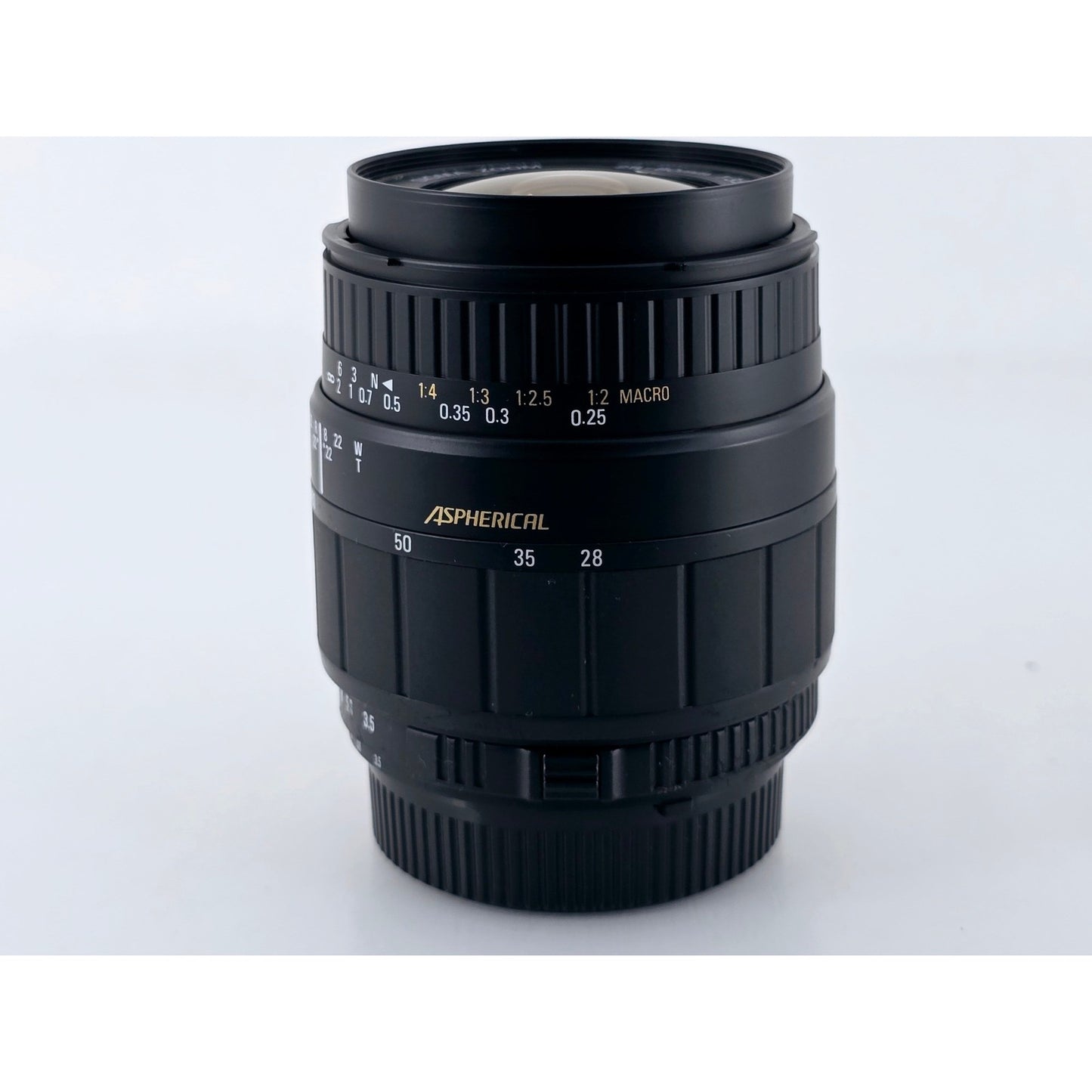 [Pre-owned] Sigma Zoom 28-80mm F3.5-5.6 D Macro AF Lens for Nikon F — Near MINT — Japan #3383