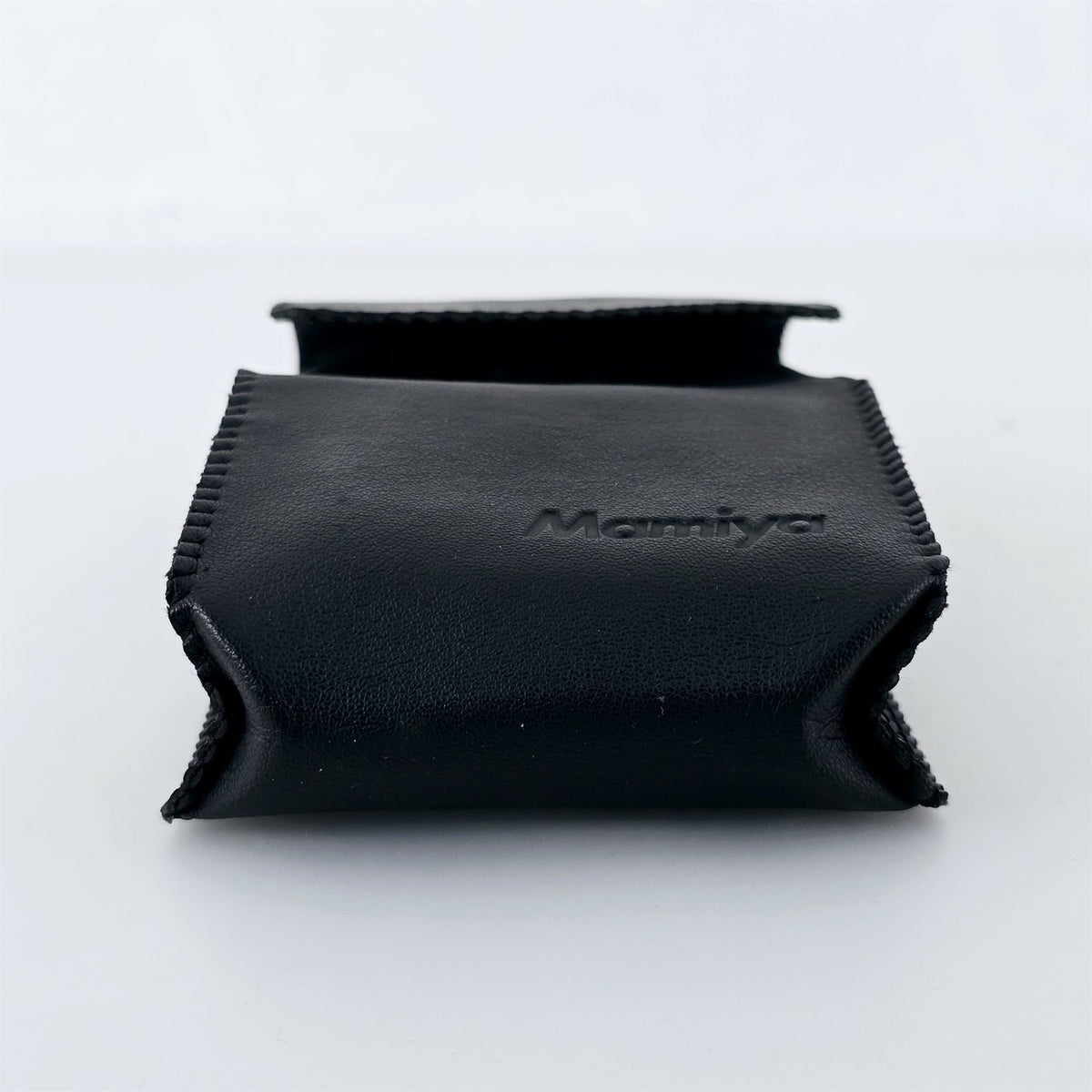 [Pre-owned] Genuine Mamiya Finder Case for M645 / 645 Pro Prism Finder — Top Mint — Japan #5638