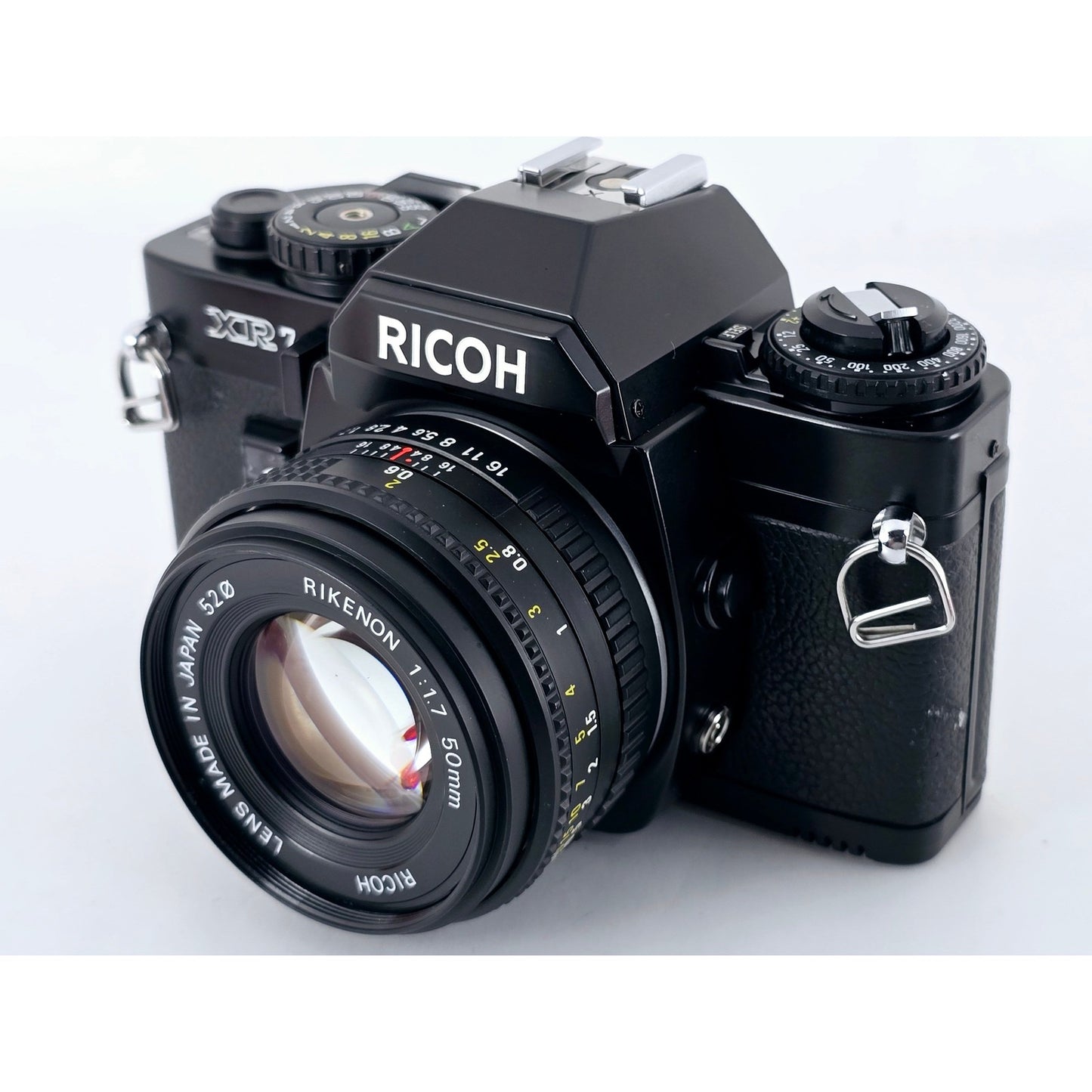 [Pre-owned] Ricoh XR 7 SLR 35mm Film Camera with Rikenon 50mm F1.7 — Near MINT — Japan #3474