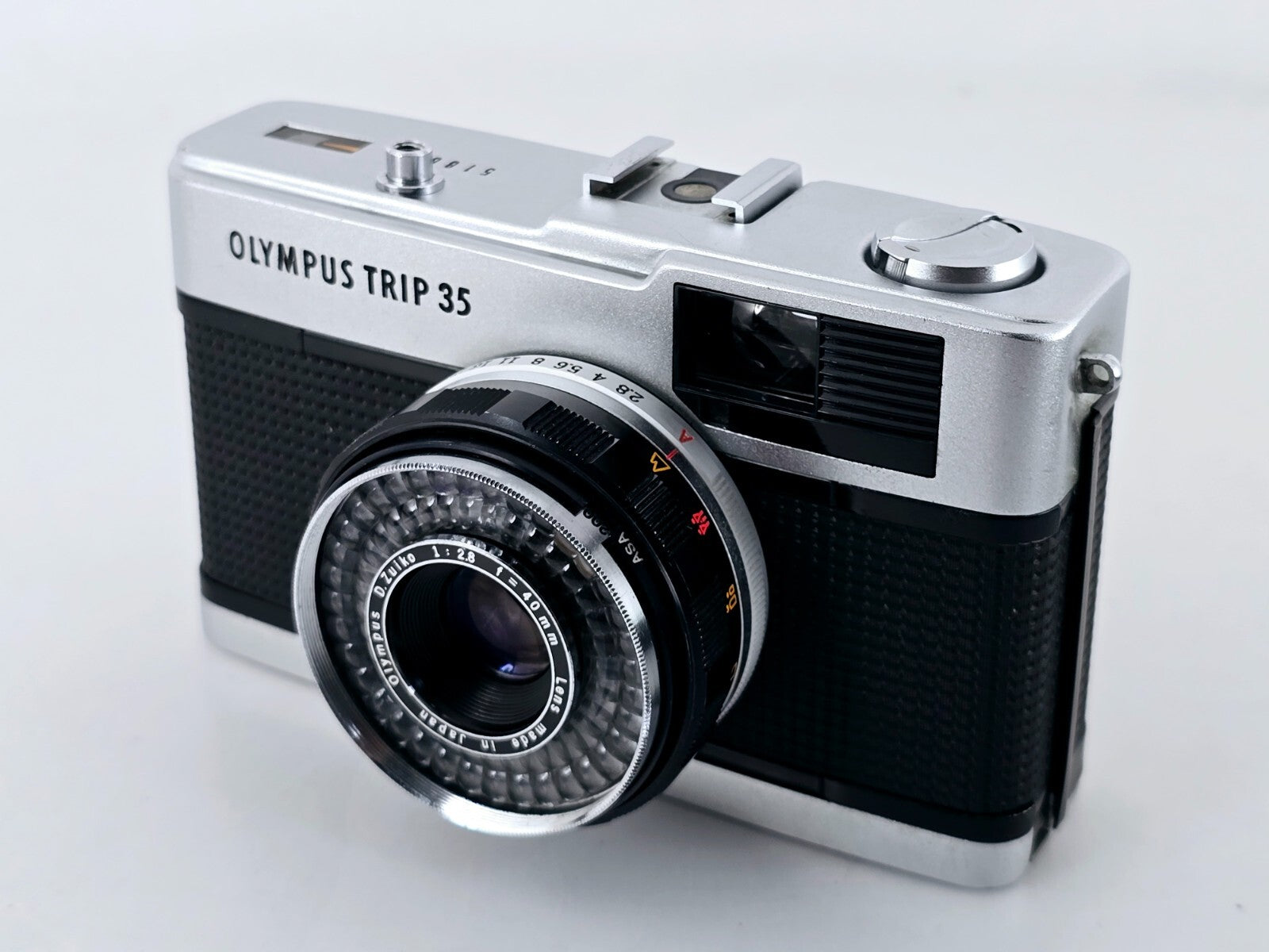 Red Flag OK🌸[Near MINT] Olympus Trip 35 Point & Shoot 35mm Film Camera Japan