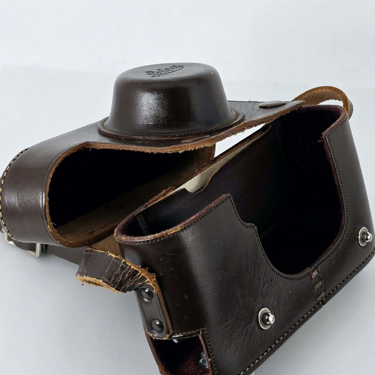 [Pre-owned] Leica Vintage Brown Leather Camera Hard Case — Excellent+++++ — Japan #5456